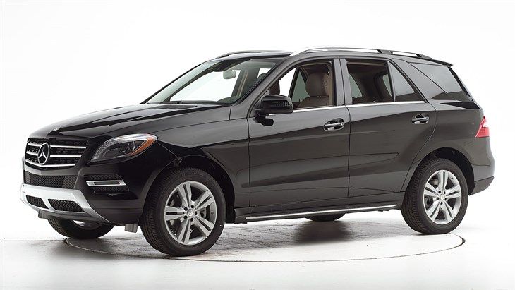 luneta Mercedes M-Class